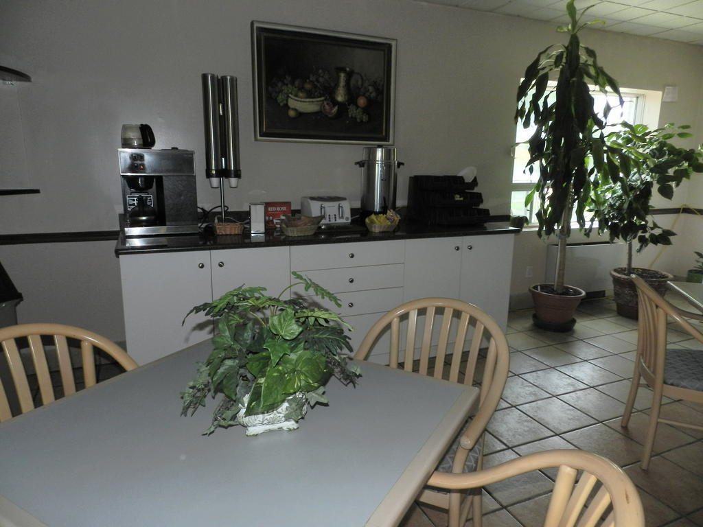 L'auberge De L'aeroport Dorval