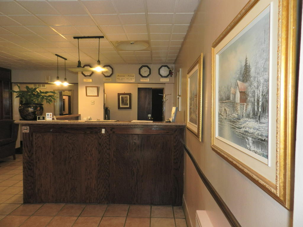 Inn L'auberge De L'aeroport 2*